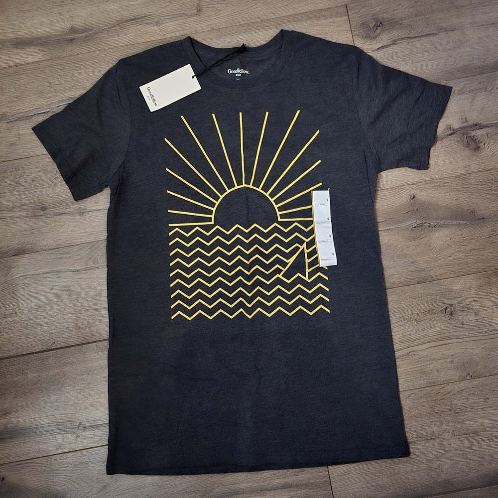 Women's Dark Gray Tee with Yellow Sun Design